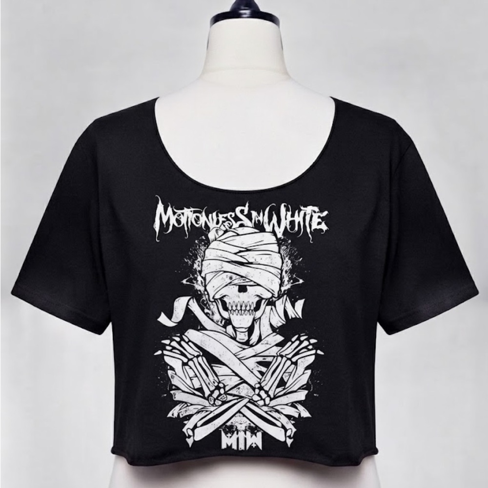Reworked Motionless In White
Cropped Band Tee (Custom Size L)